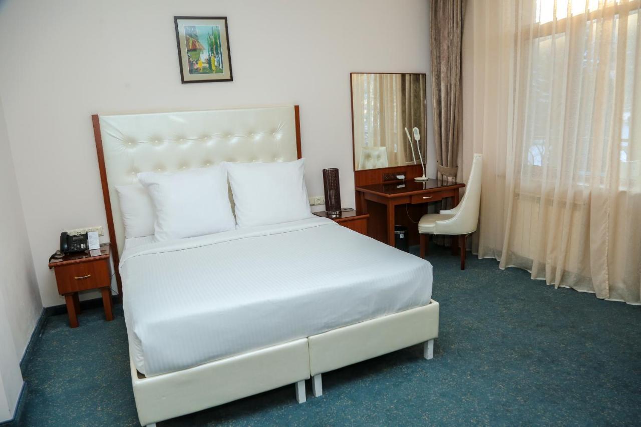 Kecharis Hotel And Resort Tsachkadzor Buitenkant foto
